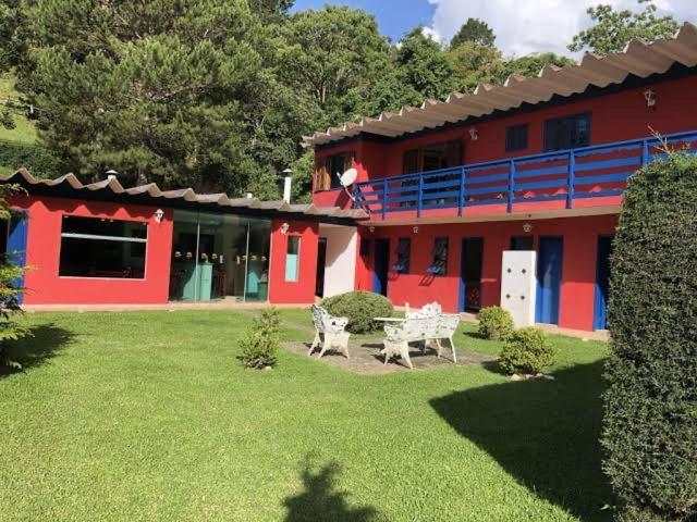 Colinas Capivari Suites Campos do Jordão Εξωτερικό φωτογραφία